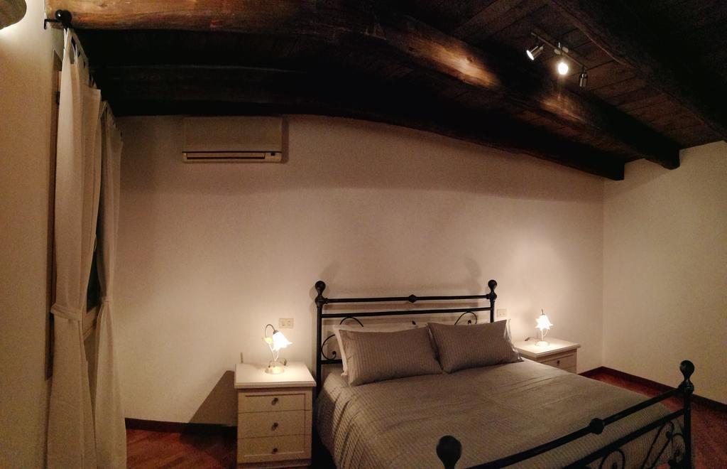 Farolfi Apartments Pepoli Bologna Bagian luar foto