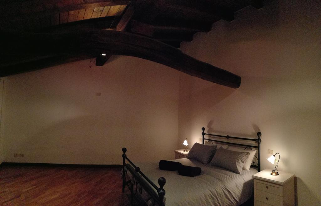 Farolfi Apartments Pepoli Bologna Bagian luar foto