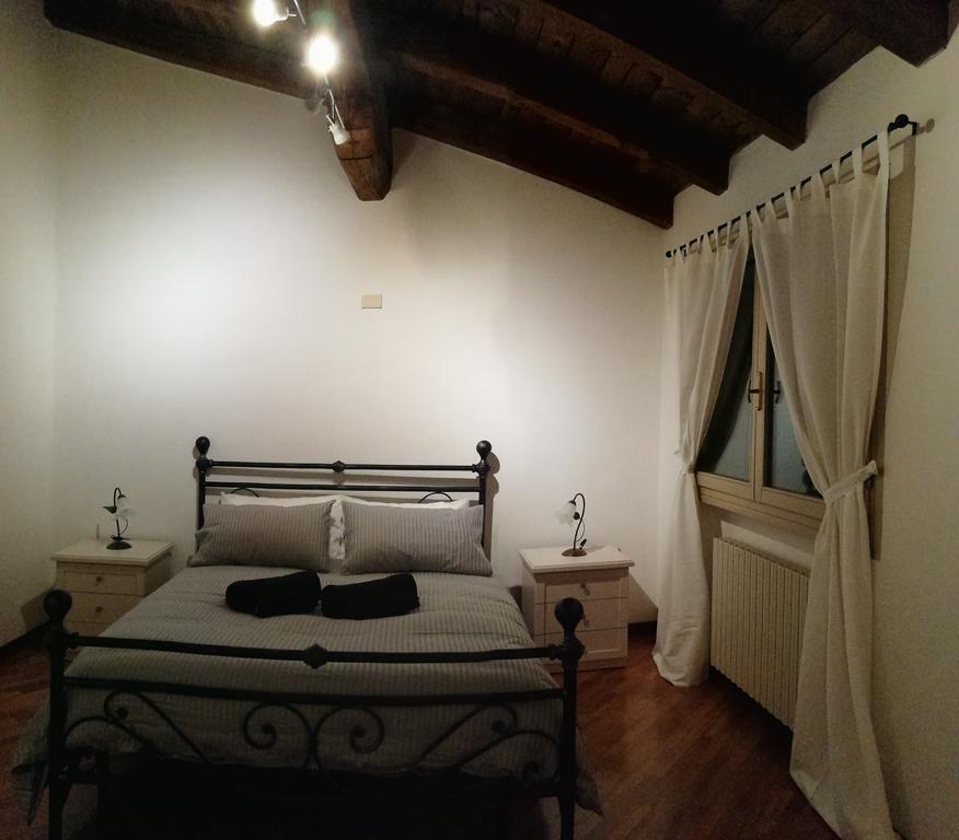 Farolfi Apartments Pepoli Bologna Bagian luar foto