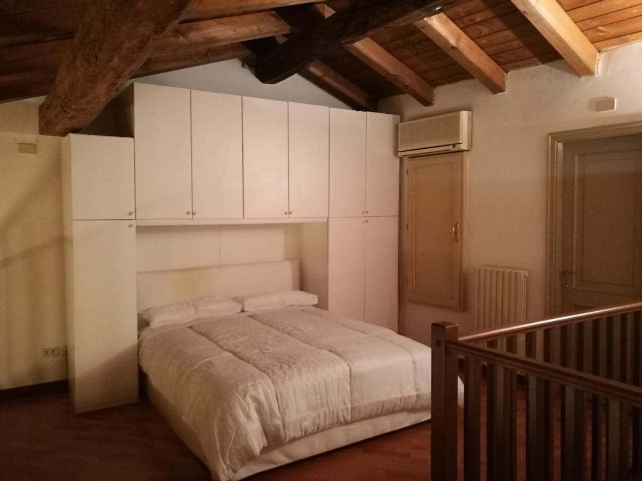 Farolfi Apartments Pepoli Bologna Bagian luar foto