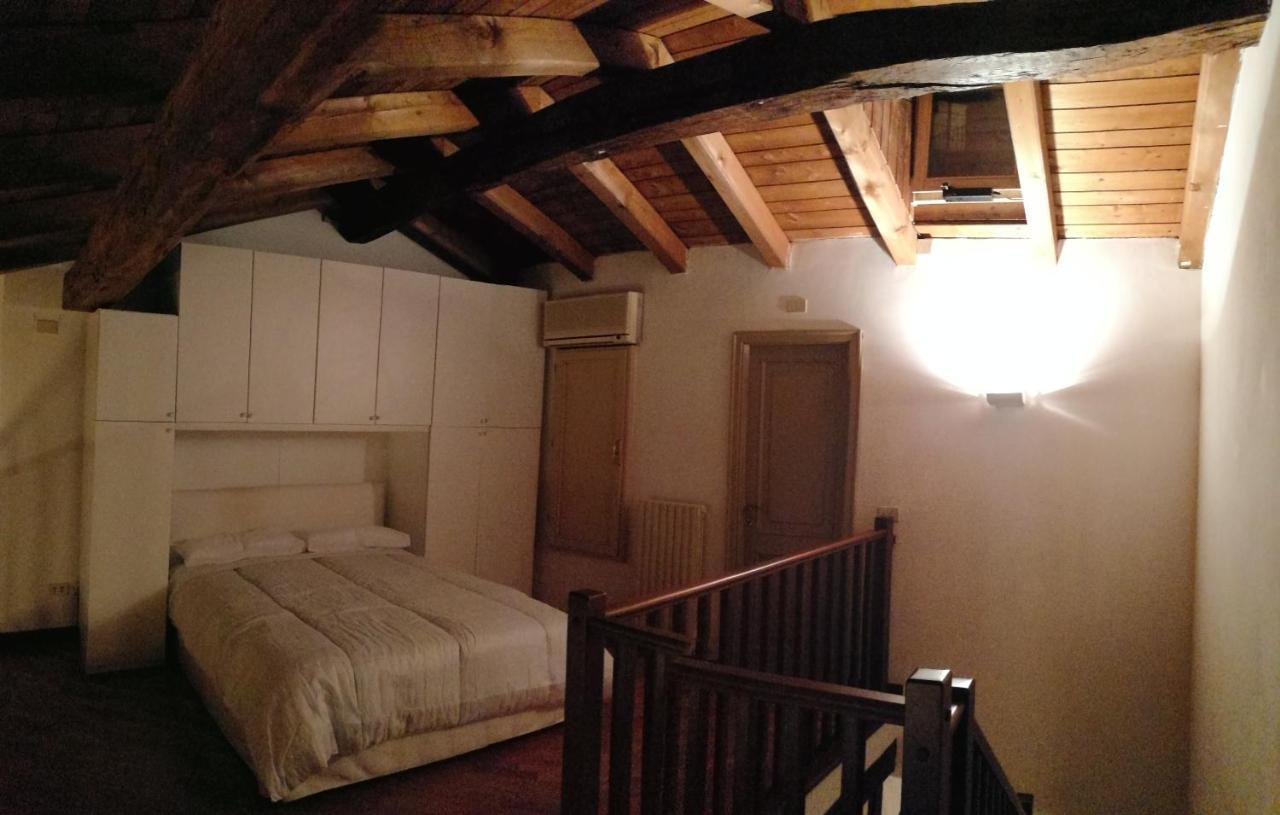 Farolfi Apartments Pepoli Bologna Bagian luar foto
